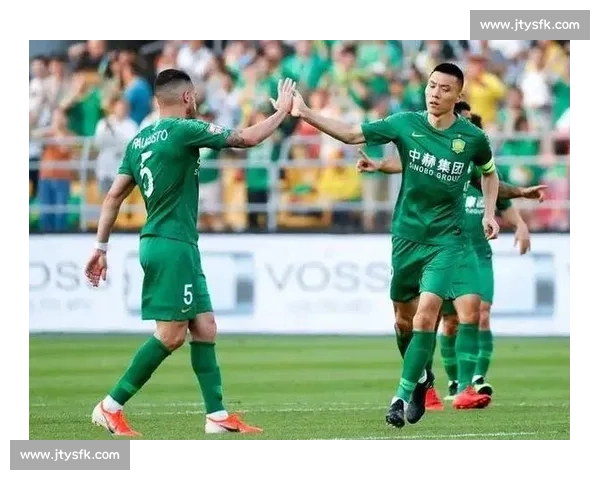 达万：国脚归队助国安登顶，捏合迅速成关键